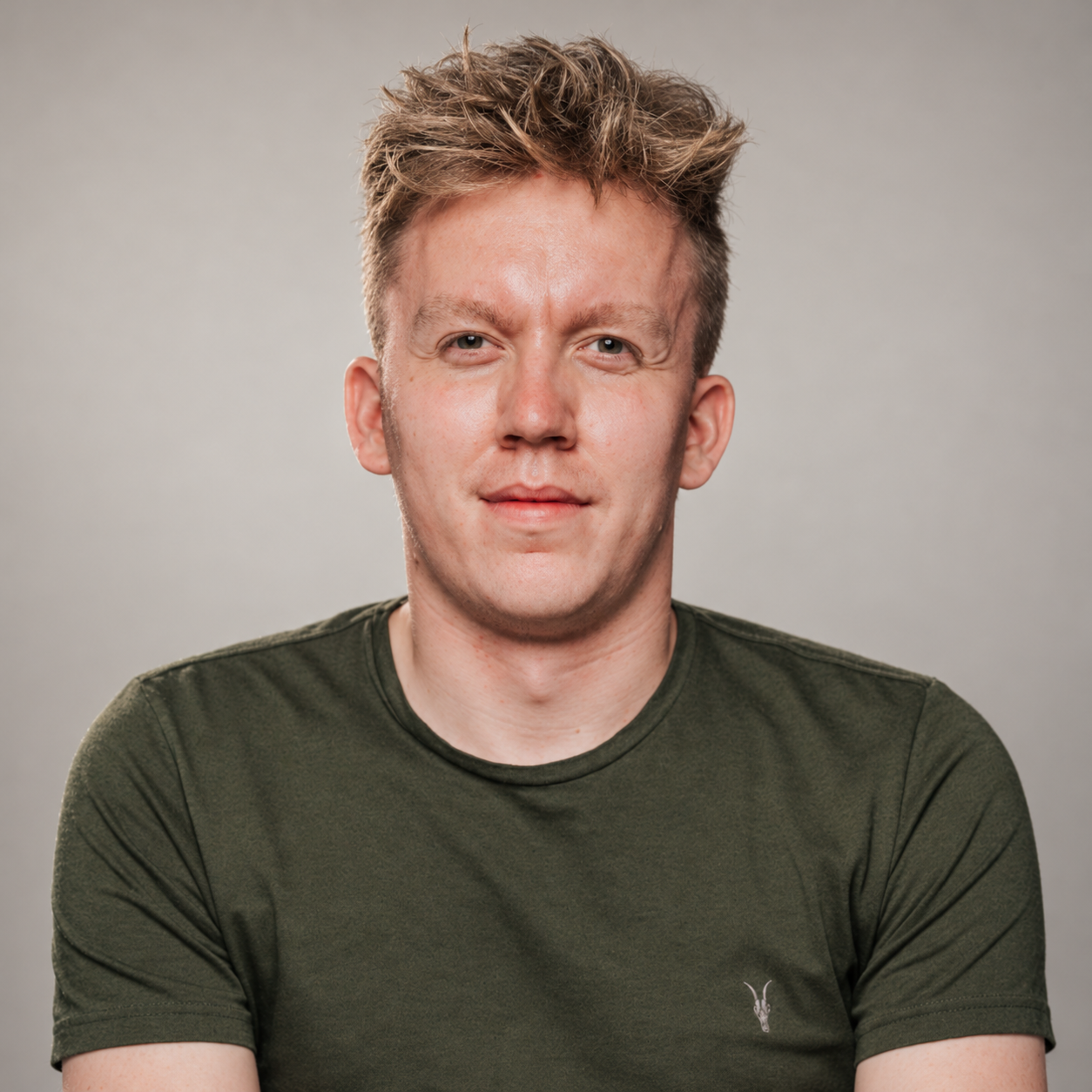 Illustrative portrait for Lewis Parker